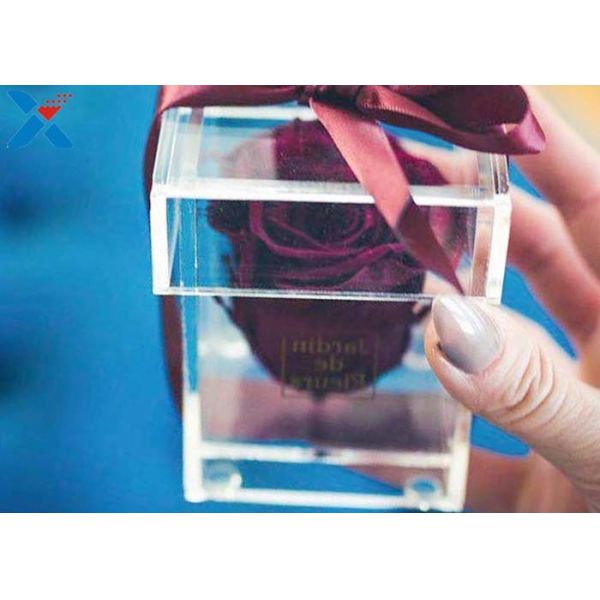 Custom Luxury Clear Acrylic Flower Box 9 * 9 * 15cm 7 * 7 * 10cm Light Weight