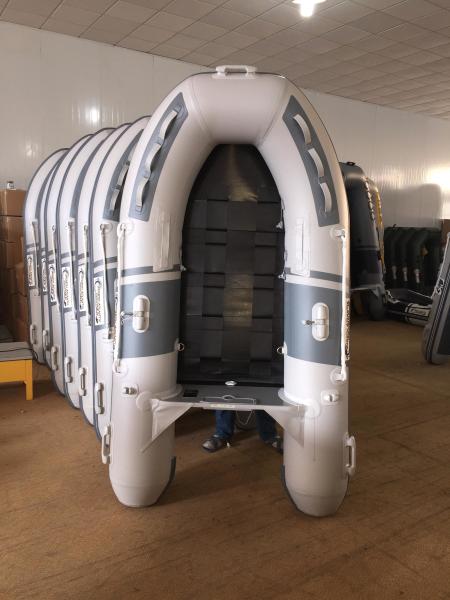 Small Inflatable Sport Boat Flexible Floor 230 Cm With 2 - 75HP Outboard Engine
