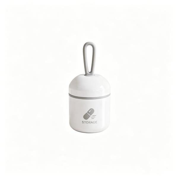 Pillbox keychain, small pillbox, storage box, removable divider, moisture-proof silicone pillbox, suitable for outdoor camping and travel.