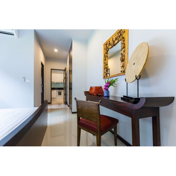 Chinese style design Ash wooden Furniture Hotel Bedroom set in King bed and Reading desk