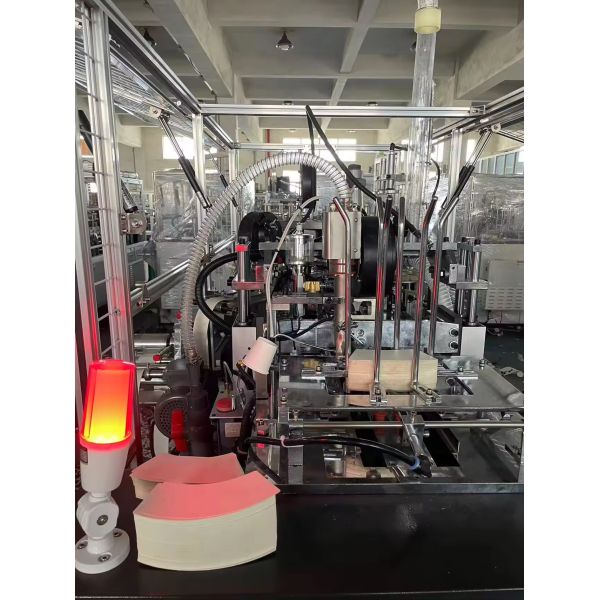 Máquina de fabricación de tazas de papel totalmente automática de alta velocidad 100-110pcs/min para compra directa