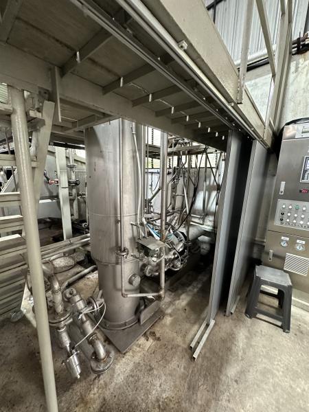 Vertical Package Yarn Dyeing Machine Water Saving High Temperature Dyeing