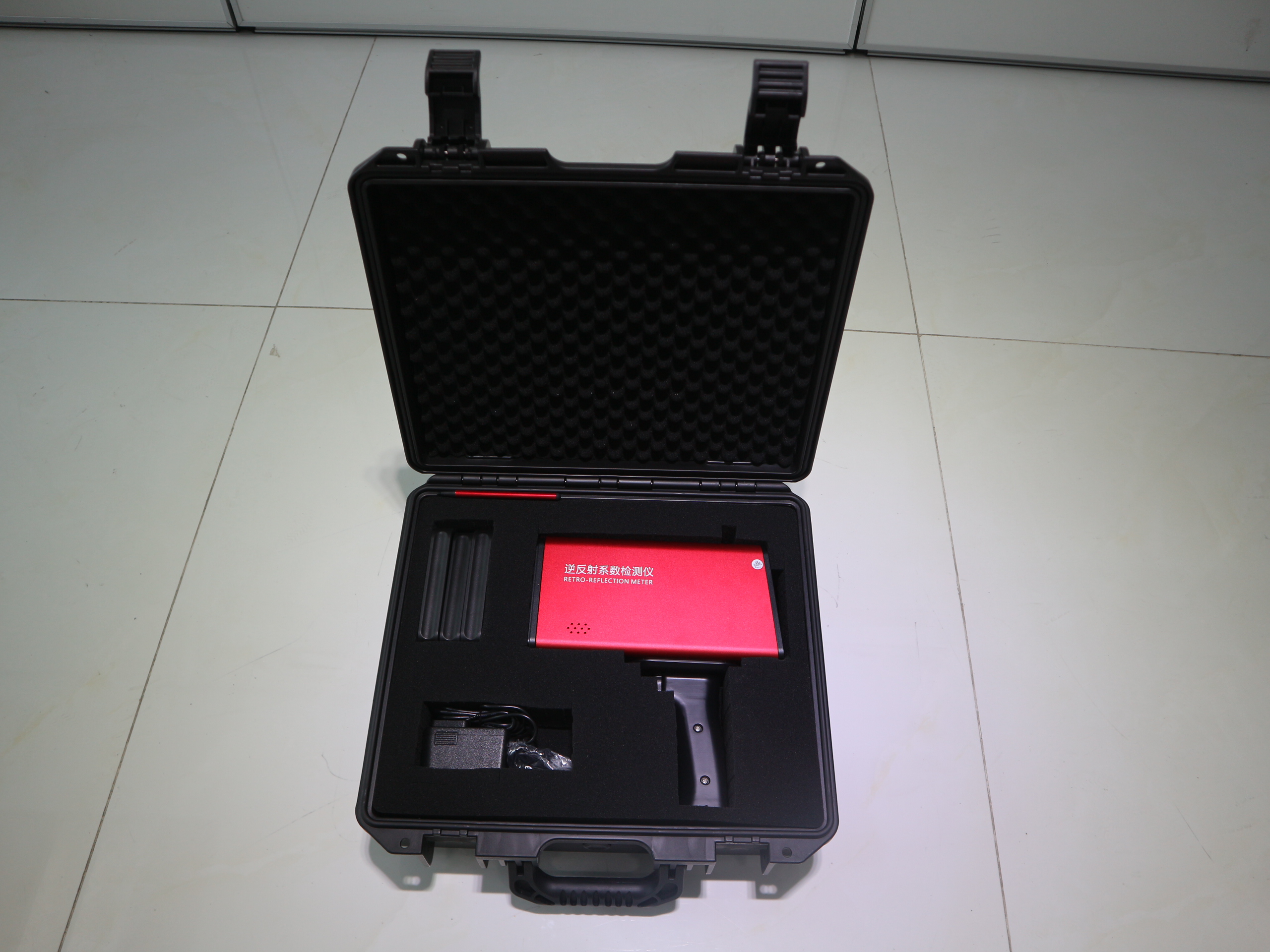 Отражательный знак Retroreflectometer логотипа 32mm запатентовал оптическую систему