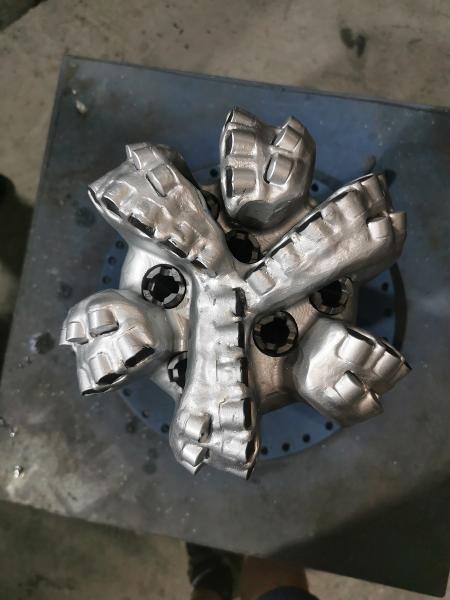 8-1/2  acier 6 aile 16 mm coupeur de diamants PDC Forage un peu de champs pétrolifères outils de forage