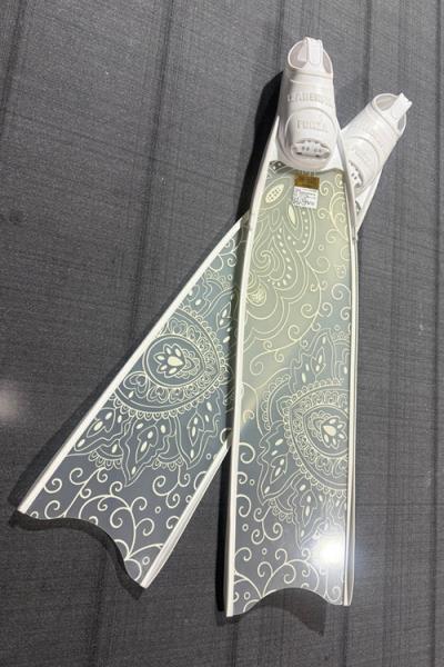 Personalized Long Blade Freediving Fins Fiberglass Free Diving Flippers For Underwater Sports