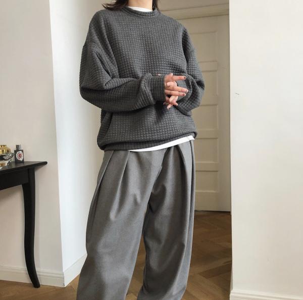 Senhoras desproporcionados do inverno do fato do OEM em volta das partes superiores longas das luvas de Losse dos Hoodies do pescoço