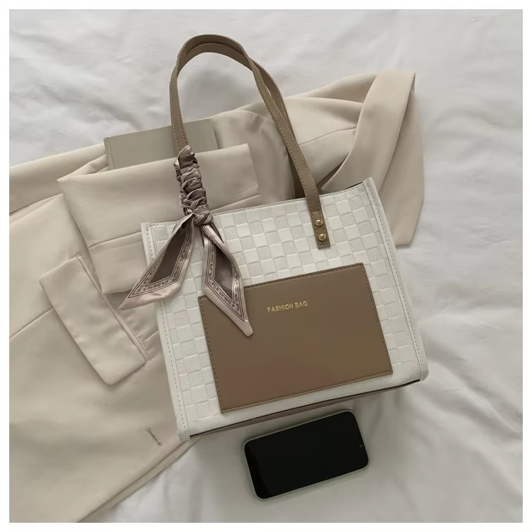 Arming Disarming Zipper Hasp Closure Small Used Handbags for Women's Fashion