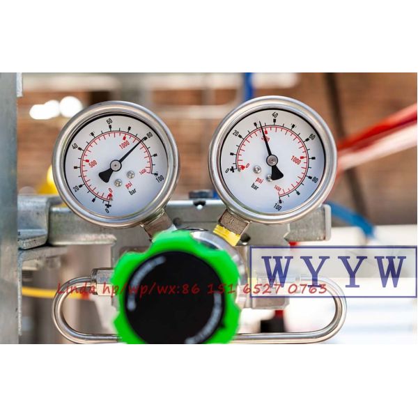 2-inch Oxygen Pressure Gauge with 0-4000 PSI Range Oxygen-Safe Certified for Natural and LPG Gas Applications