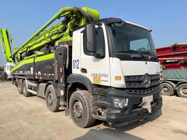 Service après-vente Zoomlion 63m camion de pompe d'occasion pour entreprise de construction Location