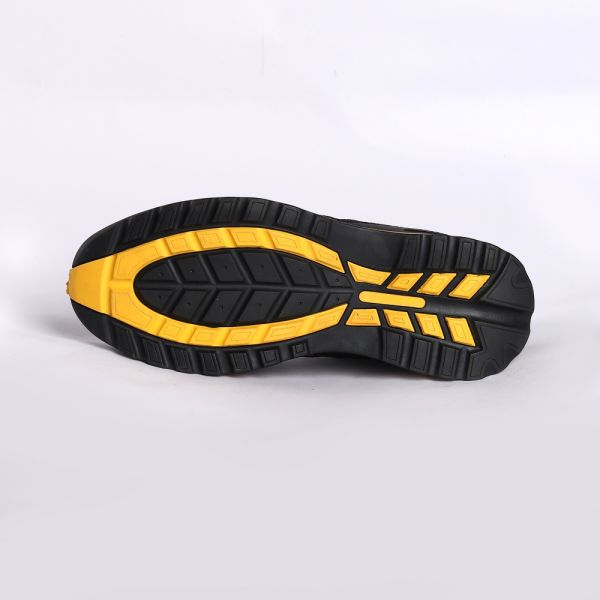 Slip Smash Resistance Steel Toe Unisex Brand Safety Shoes Fly Knit Upper Comfortable EVA Insole