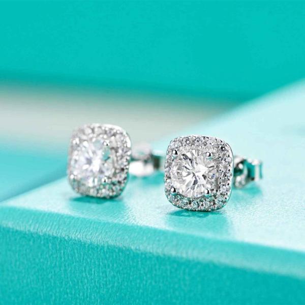 Women Moissanite Hip Hop Jewelry Stud Earring Hip Hop 1 Ct Customized