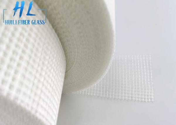 High Strength Self Adhesive Fiberglass Tape 50m Length 0.5% Moisture Resistant
