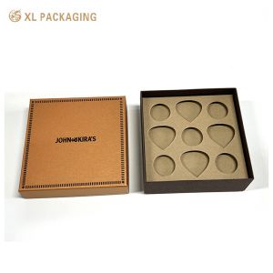 Elegent Yellow Pearlescent Chocolate Box 2-Piece Paper Box with UV Logo