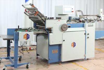 máquina de dobramento de papel do grande formato de 380V 4.15KW resistente com tela táctil