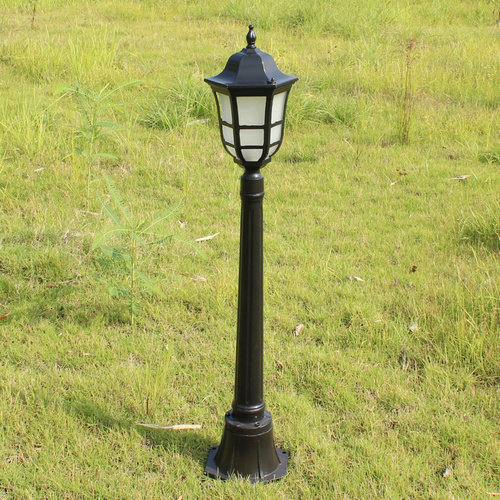 Decorative Cast Iron Light Pole Outdoor Solar Modern Garden Lawn Lamp Post