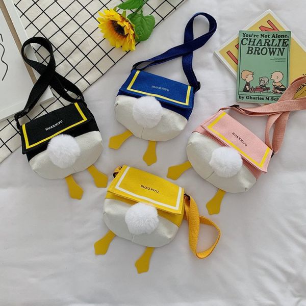 Cute little Donald Duck canvas bag ins Japanese Harajuku girl crossbody bag student animal cartoon customs logo bag
