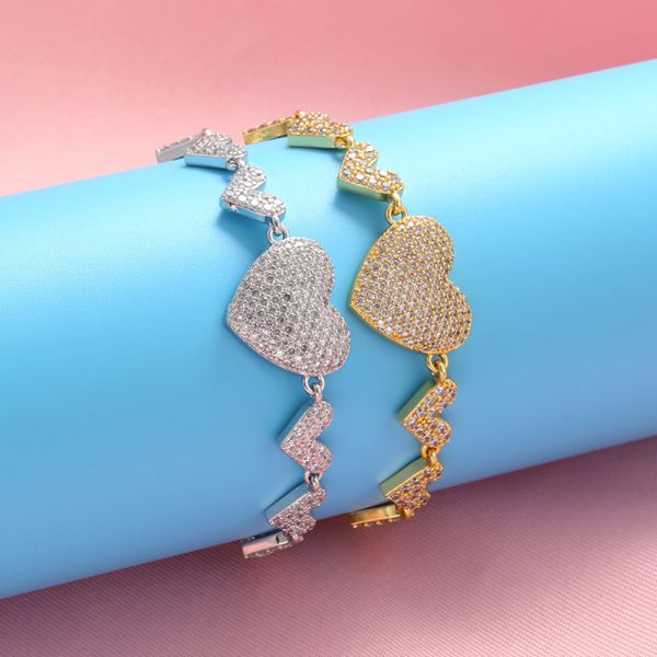 La pulsera del oro del OEM 18K encadena la pulsera de tenis en forma de corazón del amor micro del Zircon de la joyería