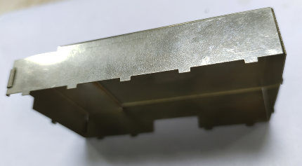 ±0,01 мм Толерантность CNC обработки штампованные листы металлических деталей коробка для прецизионных приложений