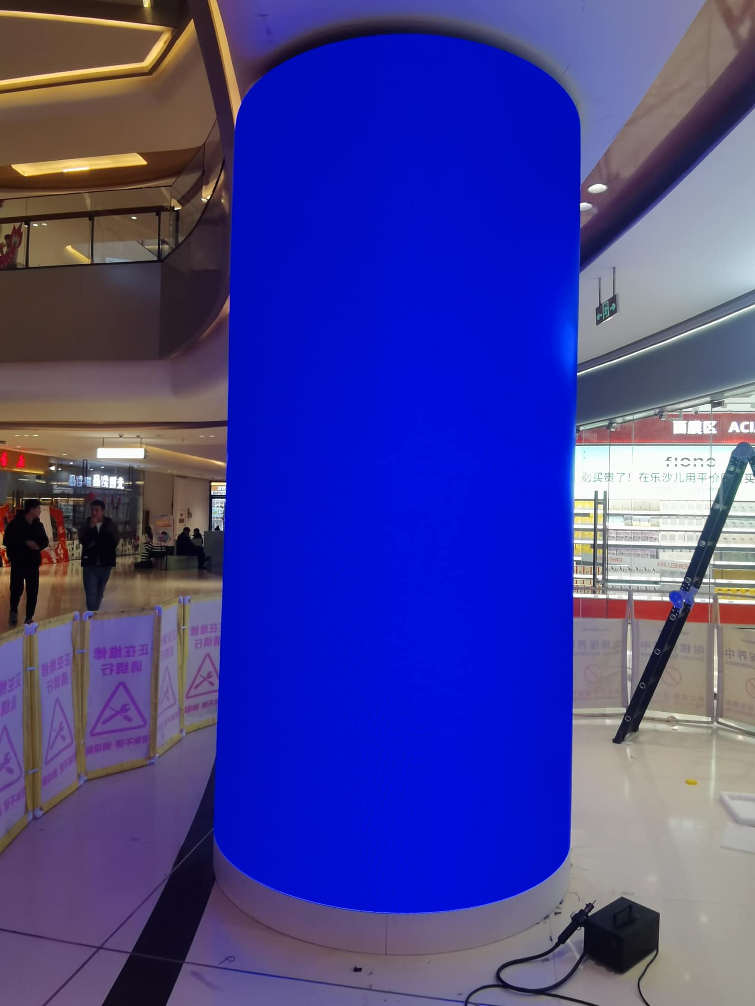 Внутренний GOB P1.25mm Гибкие светодиодные дисплейные модули 320x160mm Высокая производительность