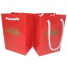 La corde de papier sensible rouge professionnelle a manipulé le service d'impression de sac de transporteur pour l'achat