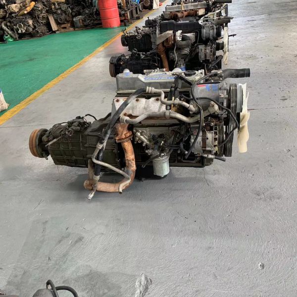 Japon Mitsubishi 4D34 moteur diesel pour camions marins et véhicules agricoles Durable