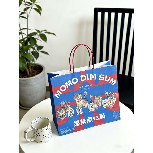 Custom Disposable Kraft Paper  twisted  handle  Bag Printing MOQ 50000 Pieces Take Away Bag