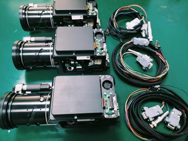 15mm-280mm Miniature Size Cooled Thermal Security Camera DC 24-36V