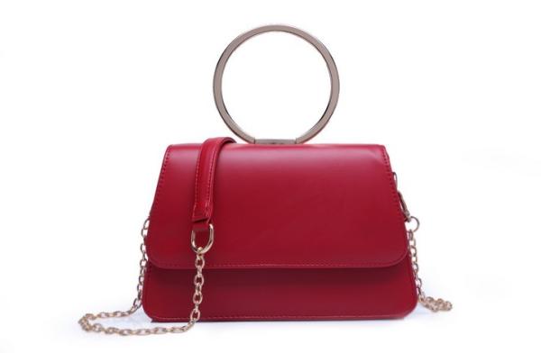 The new European and American female eyelet chain handbag shoulder bag diagonal package tide