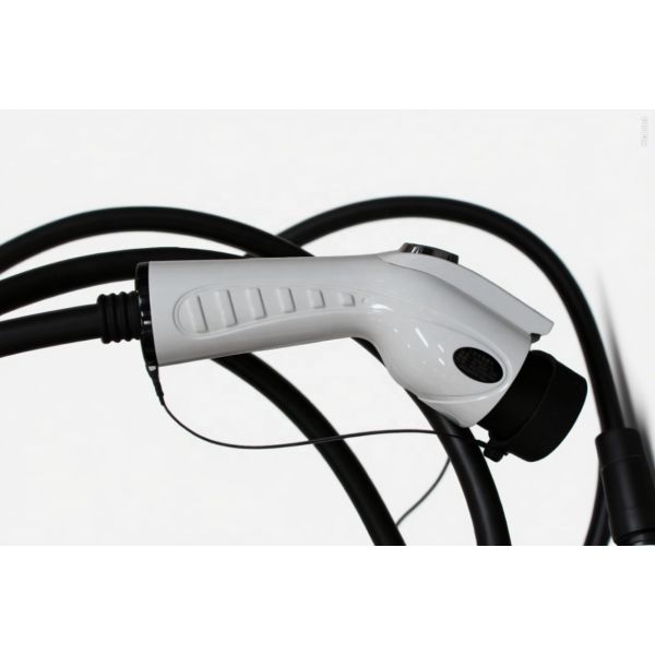 Wall-mounted 7 kW 32A EV Charger with 200-220V Input for Efficient Electric Vehicle Charging