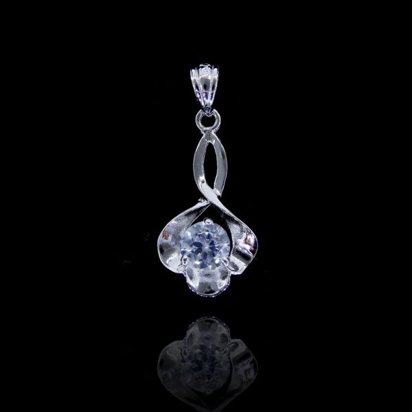 Customized Pure 925 Silver Pendant Minimalist Style With Little Puppy Shape