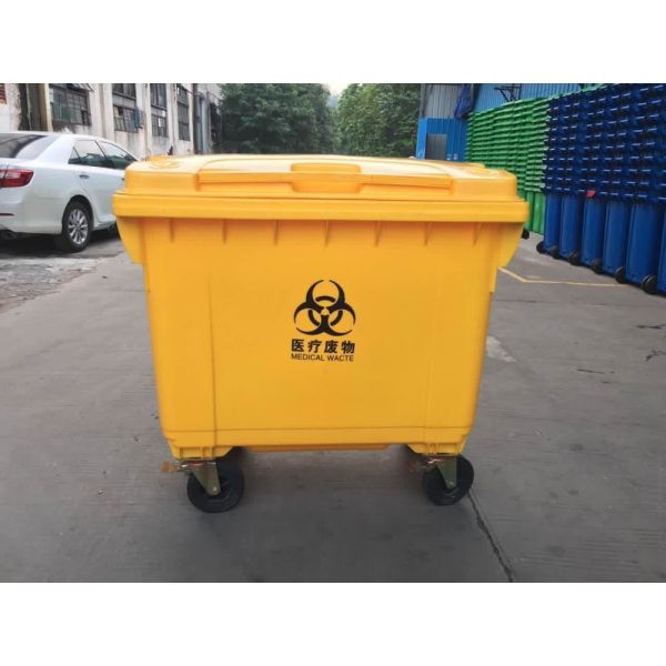 1100 Large Outdoor Hospital 4 Wheels Standing Plastic Trash Cans Professional Grade