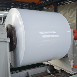 Сплав 5052 0,5 мм Предварительно окрашенная алюминиевая катушка для панелей внутренней отделки автомобилей лодок