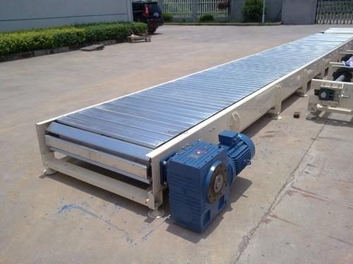                  Container Truck Loading Unloading Flexible Belt Conveyor Motorized Telescopic Roller Conveyor for Carton Box             