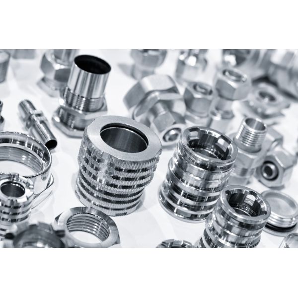 Material Traceability CNC Machining Parts Medical Applications 5-Axis Machining