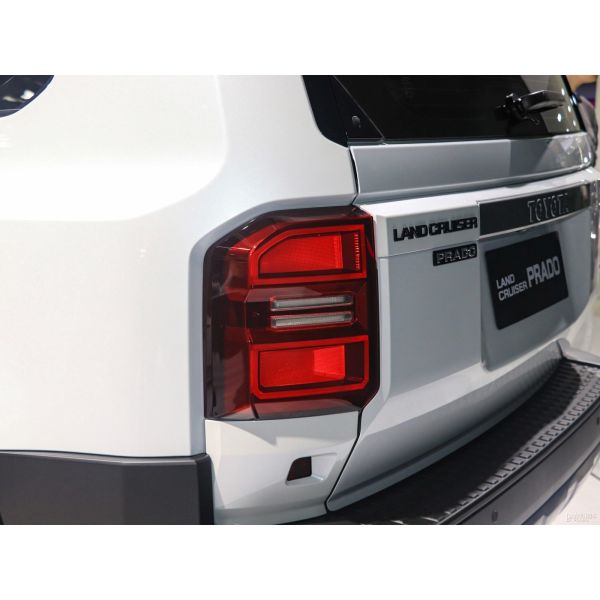 2024 To-yota Land Cru-iser Prado 4WD Japan Car V6 2.4T 3.0T Engine Leather Seats Left Strong Person Radar Front 6 Rear 6