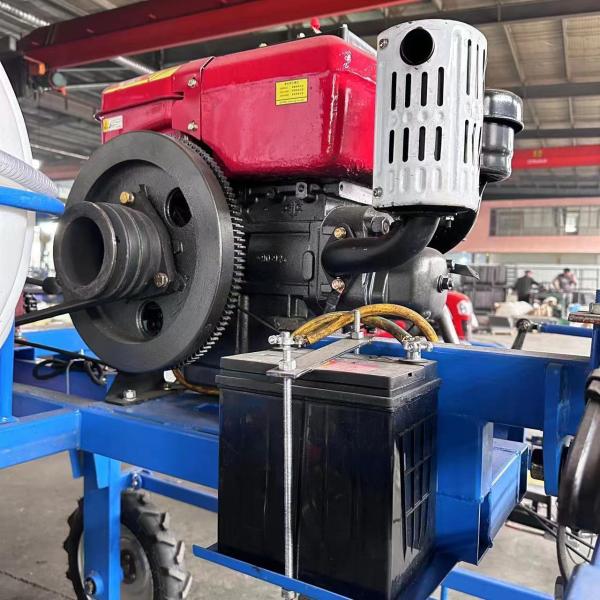 HS600 12HP Self-Propelled Diesel Sprayer – 300L Tank, 6M Adjustable Boom