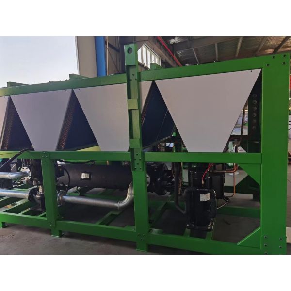 Воздушно-охлаждаемая холодильная машина 125 л.с. R4047C / R22