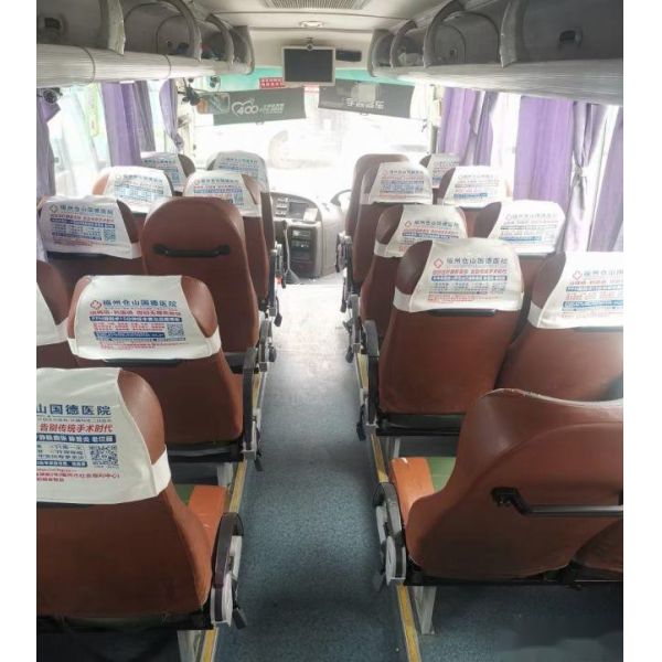 Используемый туристический автобус Yutong ZK6858 34 усаживает стальной подвес Yuchai 162kw воздуха шасси