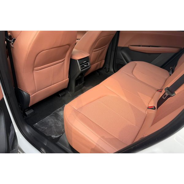 2024 New Arrival Changan UNI-Z Compact SUV Auto Gas Hybrid Vehicle R20 Tire Automatic Gear Acura Left AWD Cheap Price Used Car