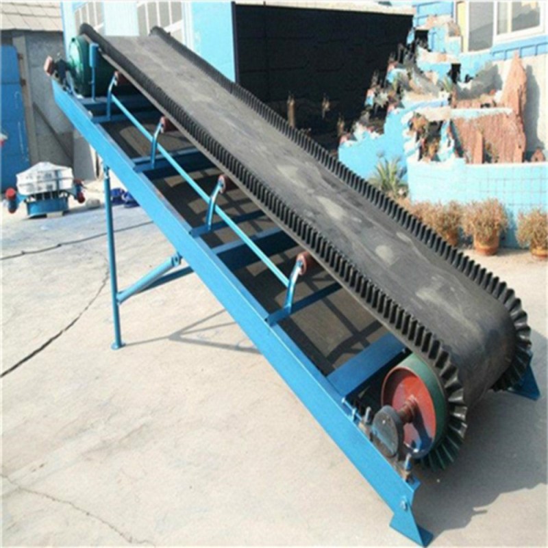 Anti Spillage Flexowell Corrugated Conveyor Belt For Port Sand Salt Bulk Cargo Loading