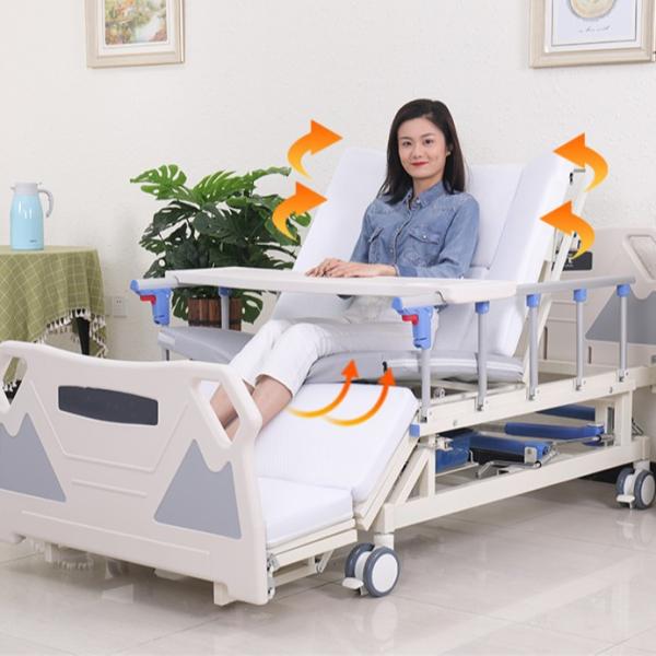 4 Castors Electric Hospital Bed With Turn Over Side Rails