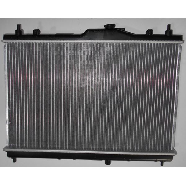High Heat Transfer Nissan Car Radiator Cooling Water Radiator PA 380x608x16mm