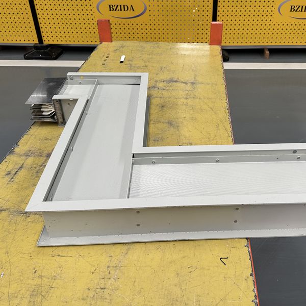 Enchufe de enchufe cerrado impermeable y resistente al fuego para conducto de barra colectora densa