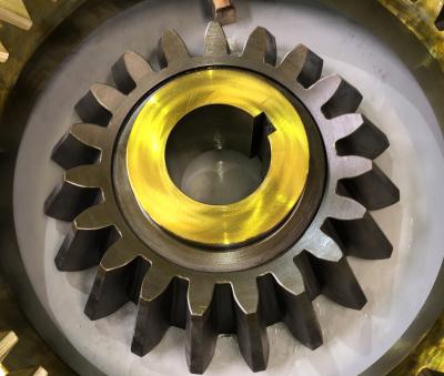 Big Heavy Duty Bevel Gear With 15 Teeth Ground Surface Finish