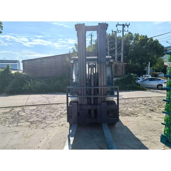 Usado Japón Original TCM 50 5Tons 3Meter Diésel carretilla elevadora con aire acondicionado de cabina de conducción