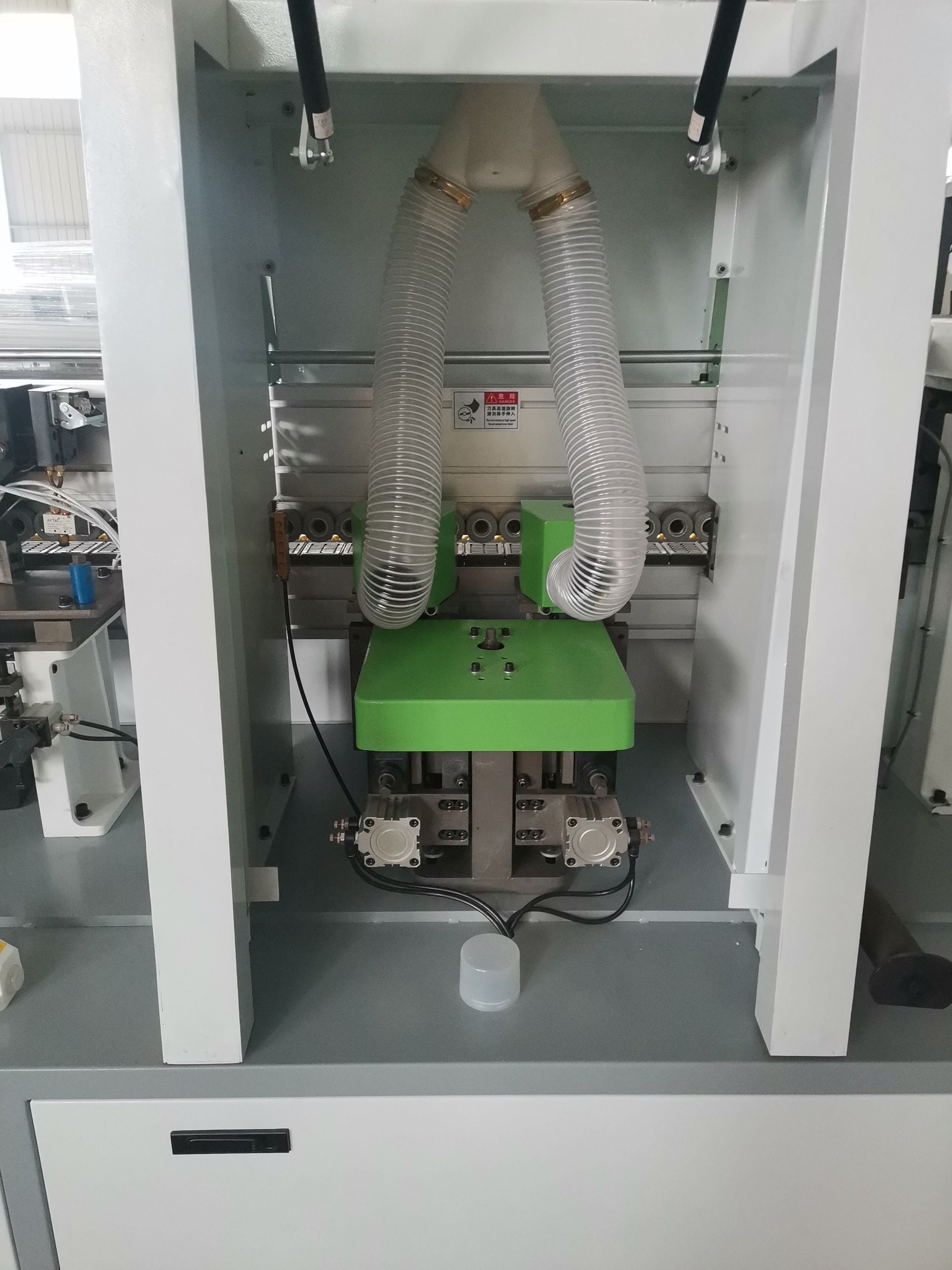 PUR Wood Edge Banding Machine with double glue tanks and double buffing