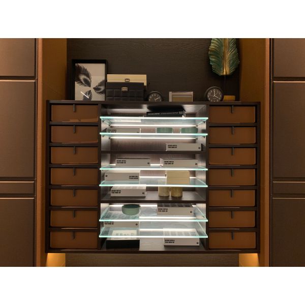 Modern Stylish Wardrobe Closet with Customized Size and Durable Design Ready to Ship