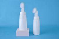 Utilisation multi de lavage de main de distributeur de pompe de bouteille de mousse de but avec la brosse de silicone