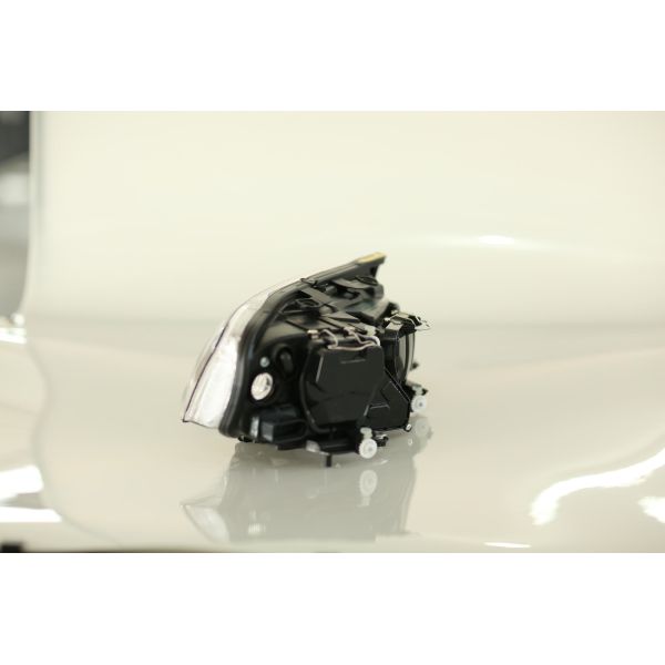 2005 2007 2008 2006 Volkswagen Passat conjunto de faros 3BD 945 017 B