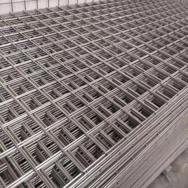 Anti-Rust Hot Dipped Galvanized Welded Wire Mesh Panels with PVC Coating for Fencing and Construction